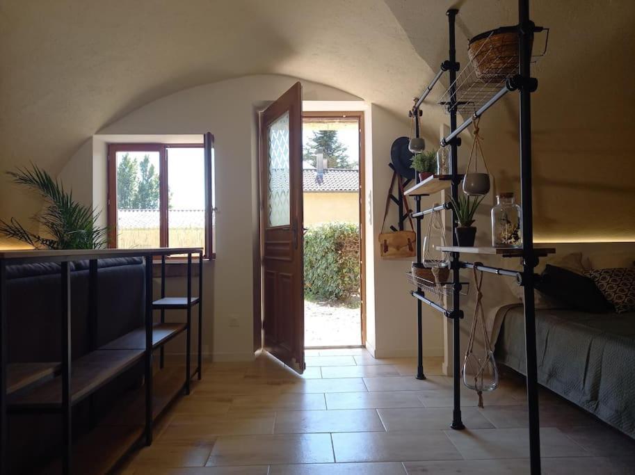 Apartamento Le Studio De Diane - Terrasse Et Parking - Montboucher-sur-Jabron Exterior foto